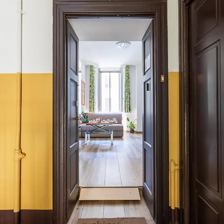 Casa Dimi - 2 Bedroom 2 En-suite Bath, 2 Min M5, Smart Lock דירה *