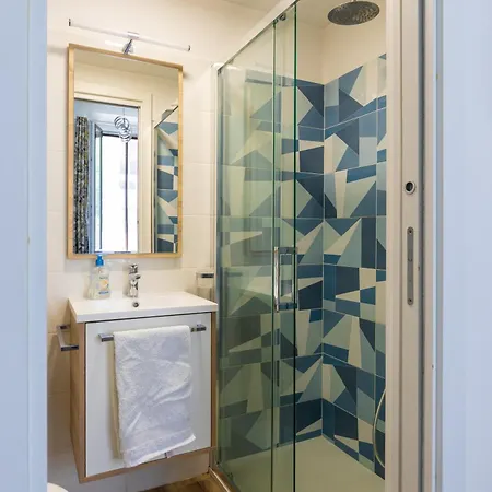 Casa Dimi - 2 Bedroom 2 En-suite Bath, 2 Min M5, Smart Lock מילאנו