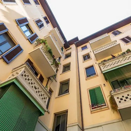 דירה Casa Dimi - 2 Bedroom 2 En-suite Bath, 2 Min M5, Smart Lock *