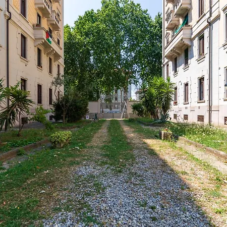 Casa Dimi - 2 Bedroom 2 En-suite Bath, 2 Min M5, Smart Lock Lägenhet Milano